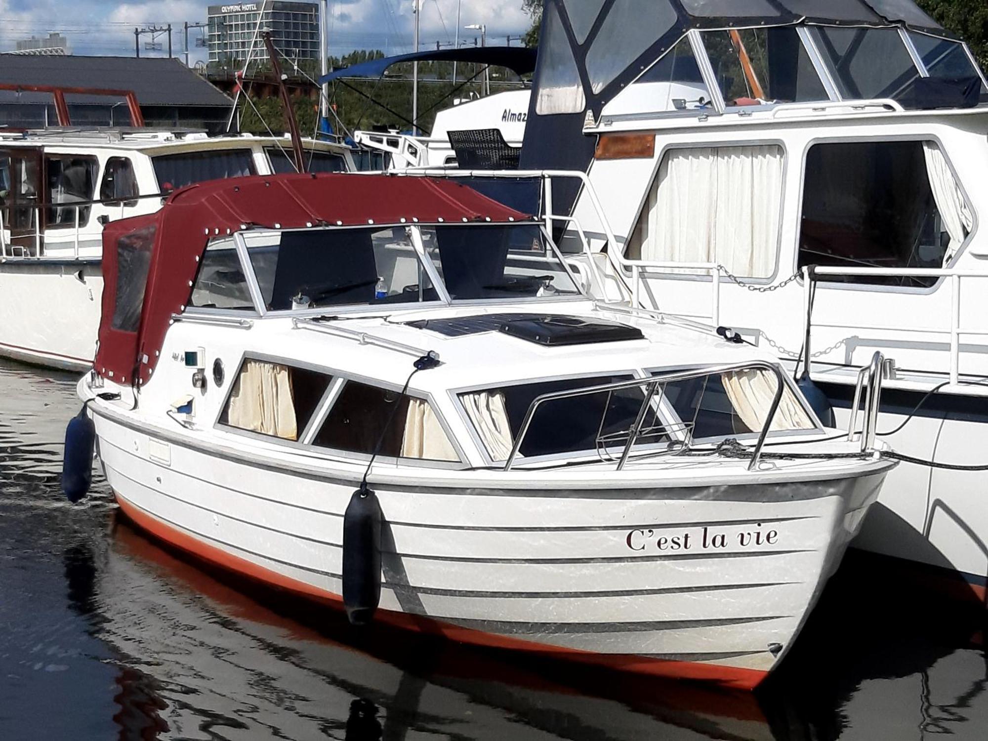 Motor Yacht Amazone Hotel Amsterdam Exterior photo